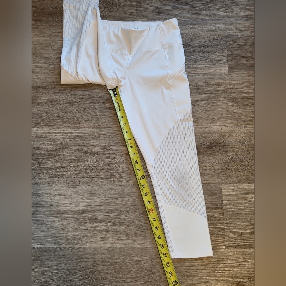 Athleta White Mesh Contender Capri Legging Size Small - Picture 4 of 7